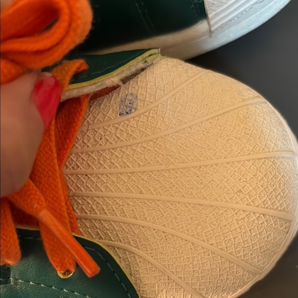 Adidas Superstar South Park 'KYLE' Green Orange Mens Sz 9 GY6490 - Picture 10 of 12